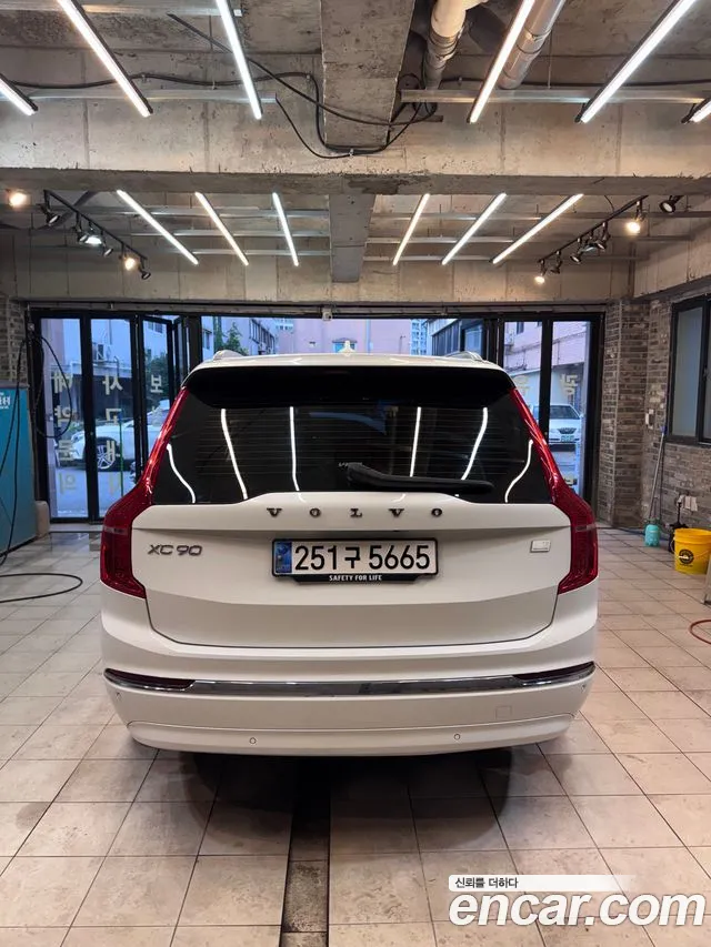 Volvo XC90 2023 thumb 3