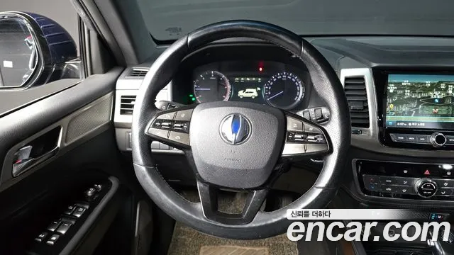 KG_Mobility_Ssangyong Rexton 2017 thumb 12