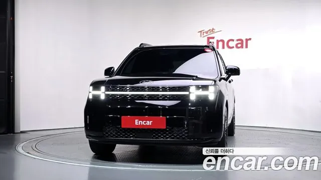 Hyundai Santa Fe 2023 thumb 3