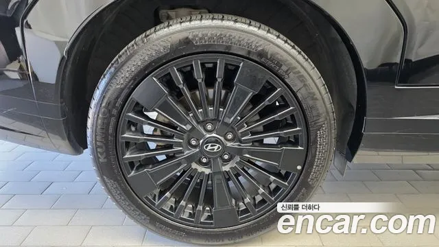 Hyundai Santa Fe 2023 thumb 5