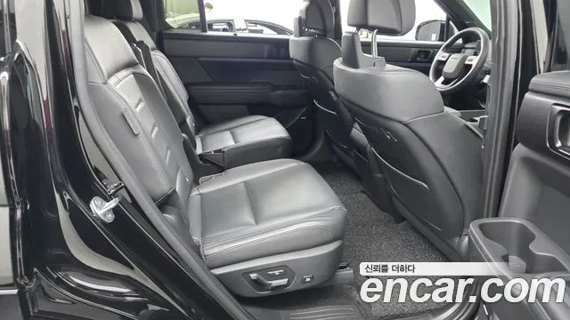 Hyundai Santa Fe 2023 thumb 11