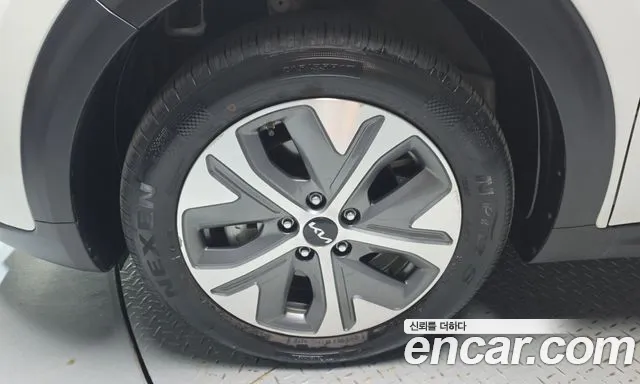 Kia Niro 2022 thumb 5