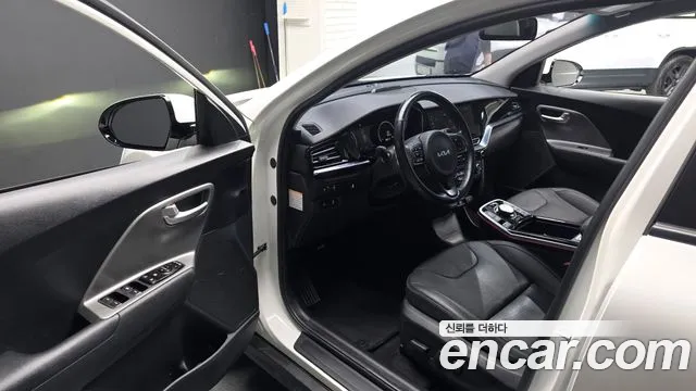 Kia Niro 2022 thumb 10