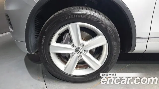 Volkswagen Touareg 2014 thumb 5