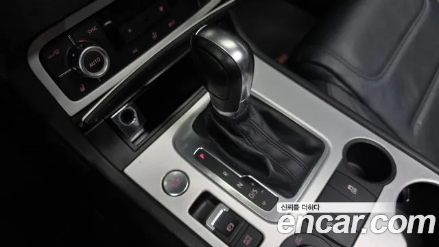 Volkswagen Touareg 2014 thumb 9