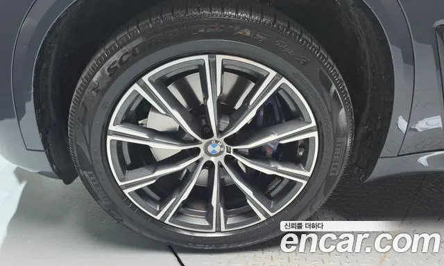 BMW X5 2020 thumb 4
