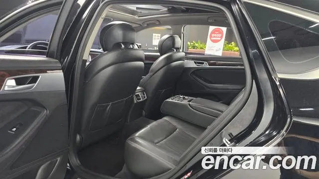 Hyundai Genesis 2016 thumb 11