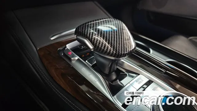 Kia K9 2018 thumb 9