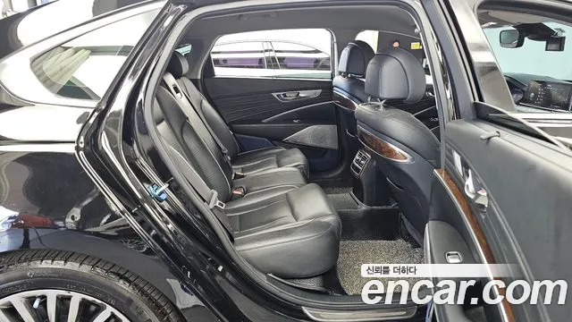 Kia K9 2018 thumb 12