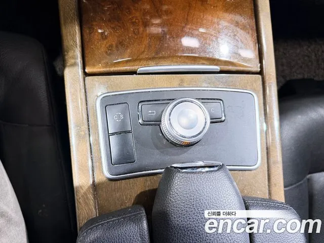 Mercedes-Benz E-Класс 2009 thumb 9