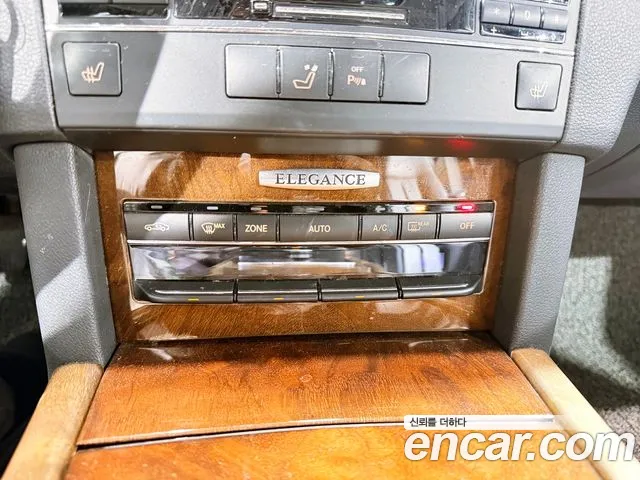 Mercedes-Benz E-Класс 2009 thumb 10
