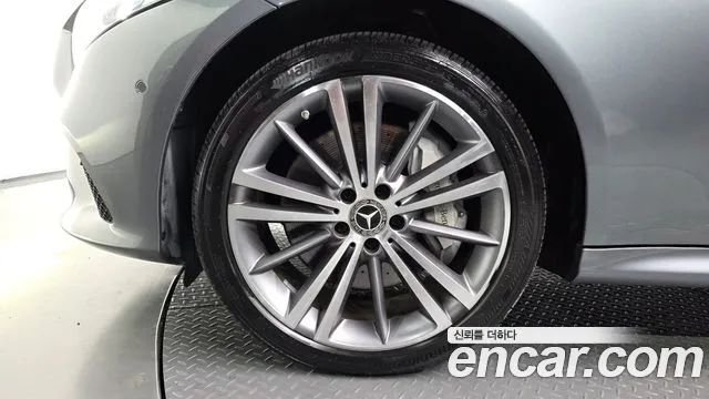 Mercedes-Benz CLS-Class 2019 thumb 4