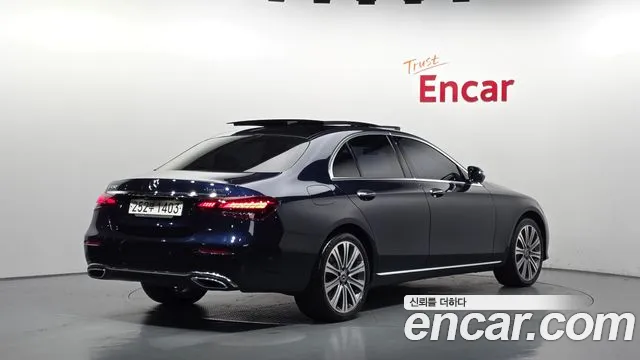 Mercedes-Benz E-Класс 2021 thumb 2