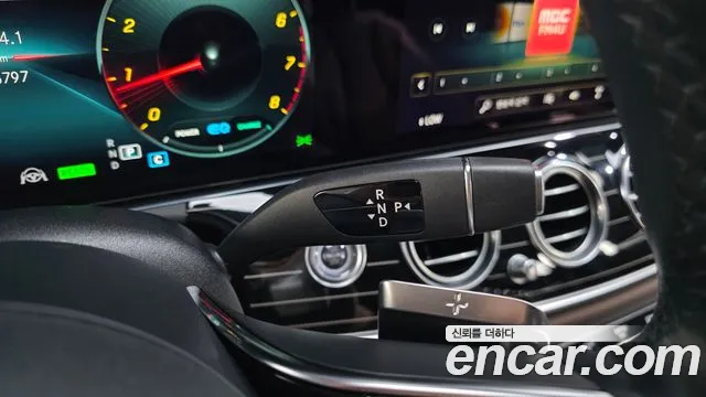 Mercedes-Benz E-Класс 2021 thumb 9