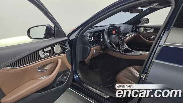 Mercedes-Benz E-Класс 2021 thumb 10