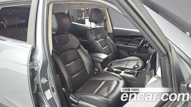 KG_Mobility_Ssangyong KORANDO 2019 thumb 10