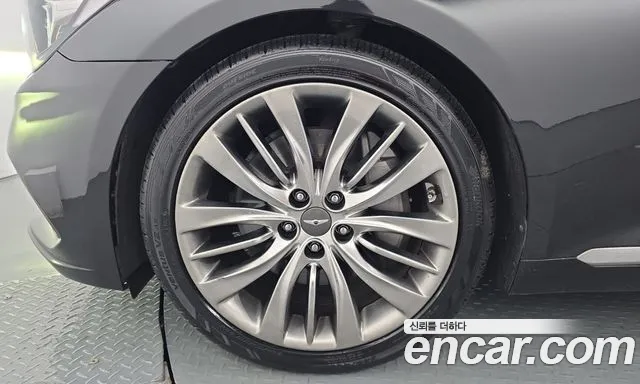 Genesis G80 2019 thumb 5