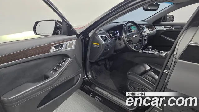 Genesis G80 2019 thumb 10