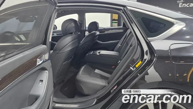 Genesis G80 2019 thumb 11