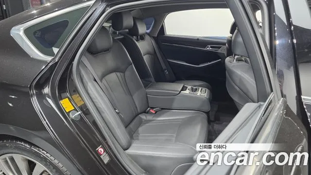 Genesis G80 2019 thumb 12