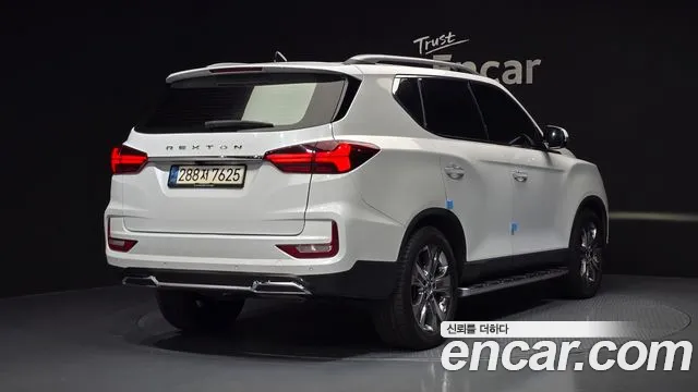 KG_Mobility_Ssangyong Rexton 2021 thumb 2