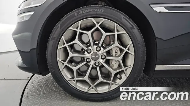 Genesis G80 2023 thumb 4