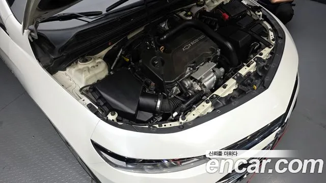 ChevroletGMDaewoo Malibu 2016 thumb 6