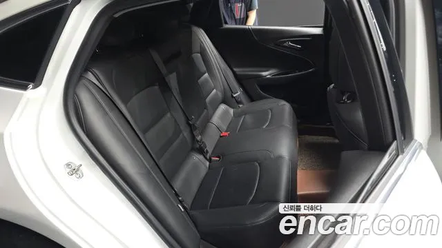 ChevroletGMDaewoo Malibu 2016 thumb 12