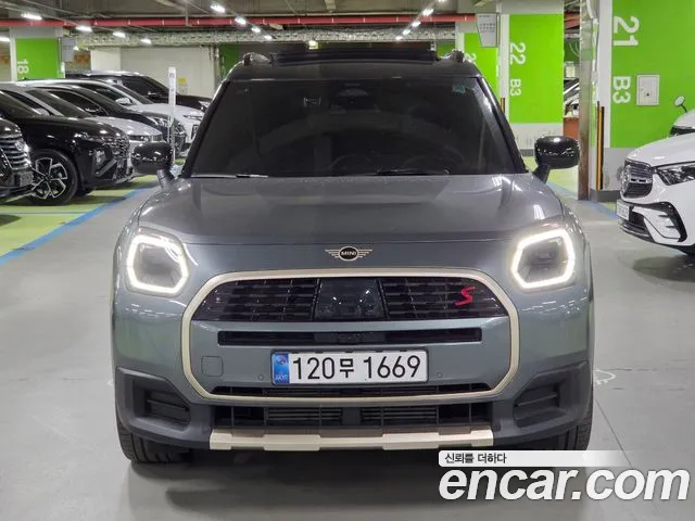 MINI Countryman 2025 thumb 2