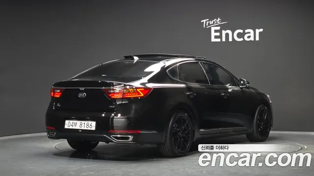 Kia K7 2017 thumb 2