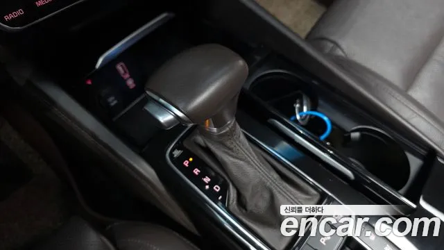 Kia K7 2017 thumb 9