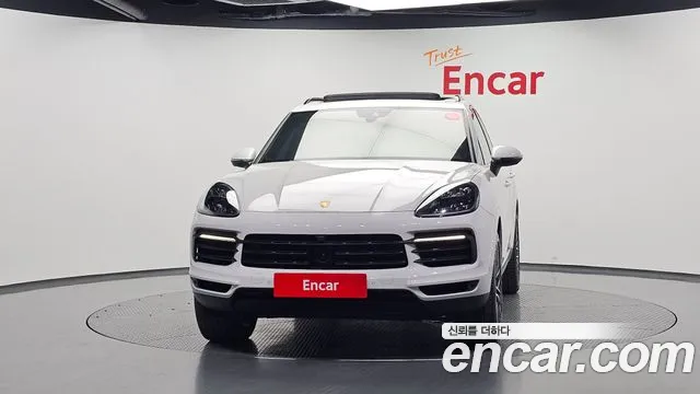 Porsche Cayenne 2020 thumb 3