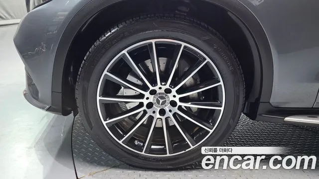 Mercedes-Benz GLC 2017 thumb 5