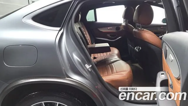 Mercedes-Benz GLC 2017 thumb 11