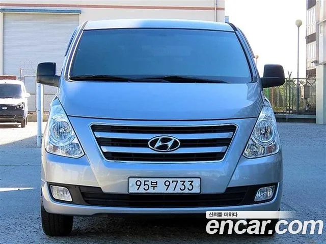 Hyundai Starex 2015 thumb 2