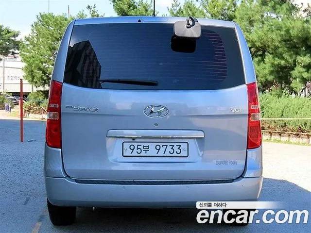 Hyundai Starex 2015 thumb 4