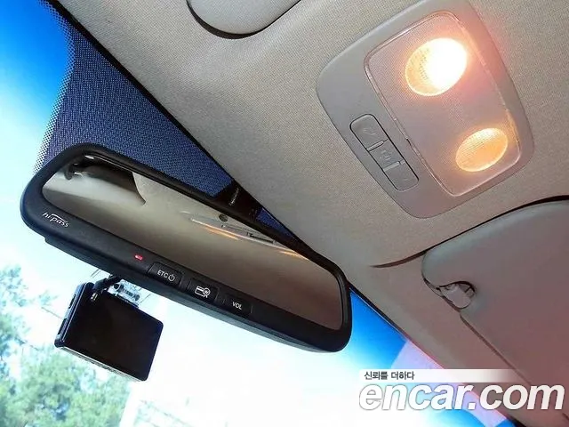 Hyundai Starex 2015 thumb 10