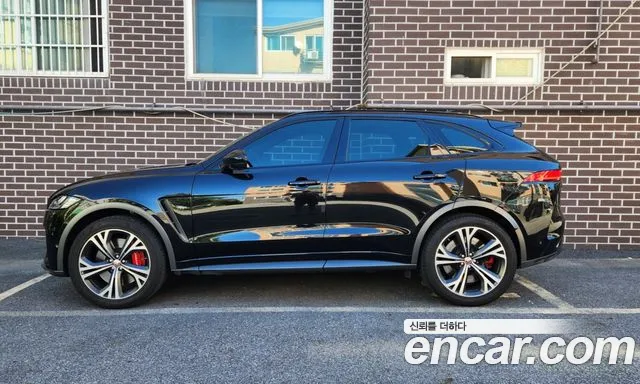 Jaguar F-Pace 2020 thumb 2