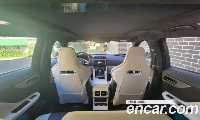 Jaguar F-Pace 2020 thumb 9