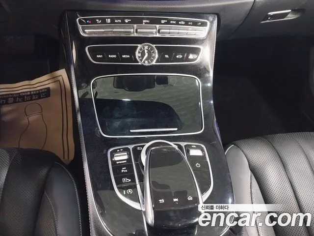 Mercedes-Benz E-Класс 2019 thumb 9