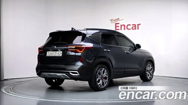 Kia Seltos 2020 thumb 2