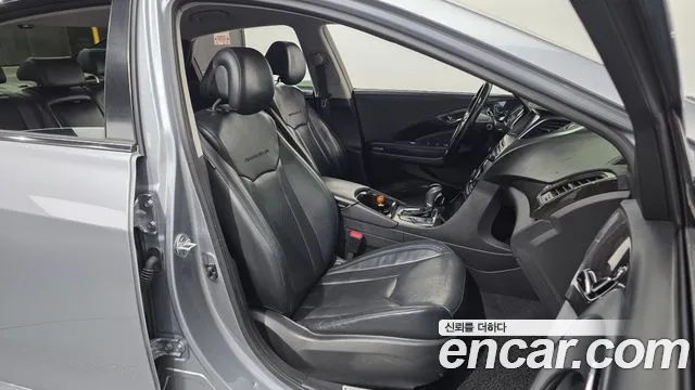 Hyundai Grandeur 2016 thumb 12
