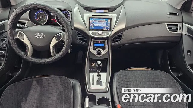 Hyundai Avante 2011 thumb 7