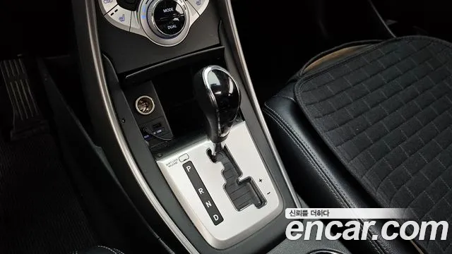 Hyundai Avante 2011 thumb 9