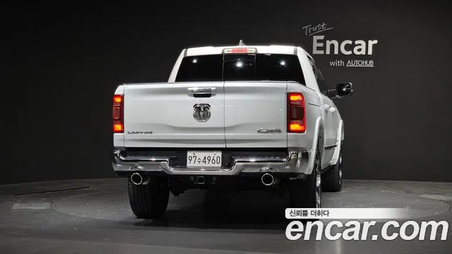 Dodge Ram Pick Up 2020 thumb 3