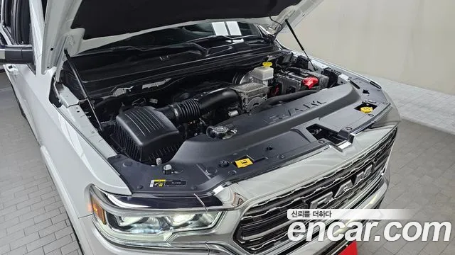 Dodge Ram Pick Up 2020 thumb 5