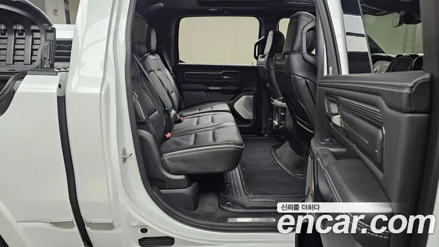 Dodge Ram Pick Up 2020 thumb 10