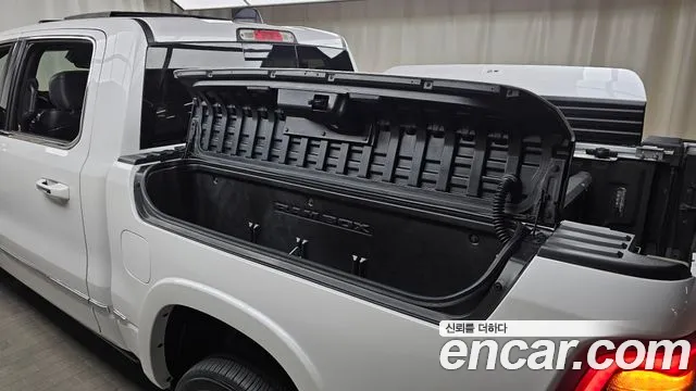 Dodge Ram Pick Up 2020 thumb 11