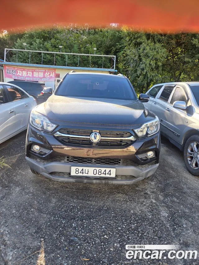 KG_Mobility_Ssangyong Rexton 2018 thumb 2
