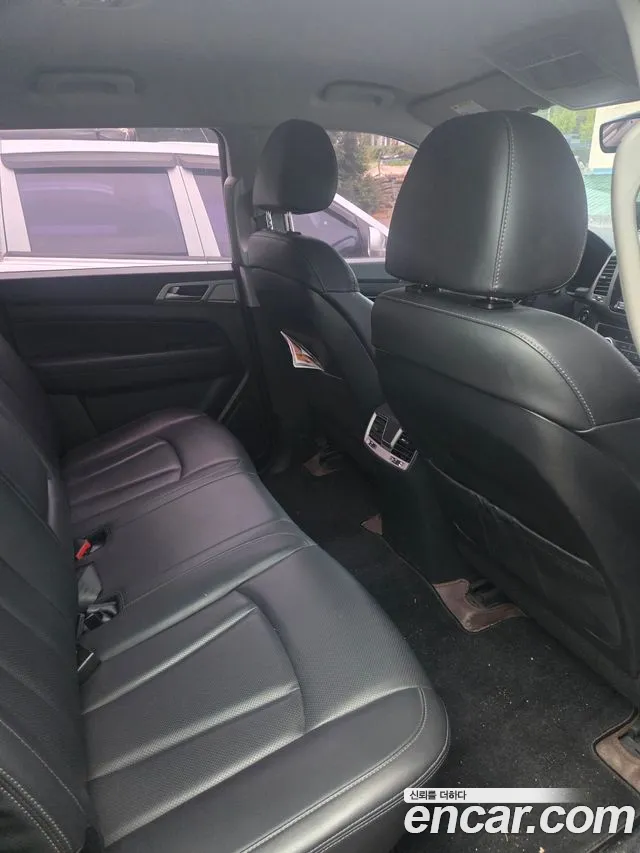 KG_Mobility_Ssangyong Rexton 2018 thumb 5
